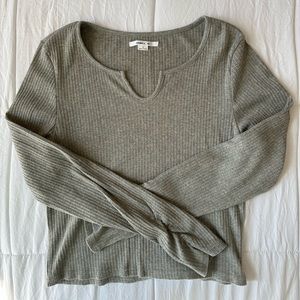 O’Neill gray cropped long sleeve